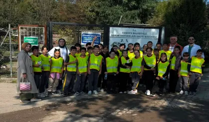 Öğrencilerden Sokak Hayvanları Merkezine Anlamlı Ziyaret