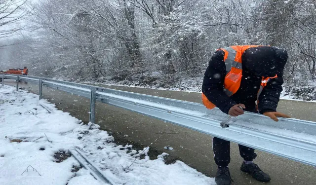 Çelik korkuluk montaj çalışmalarına devam ediyor