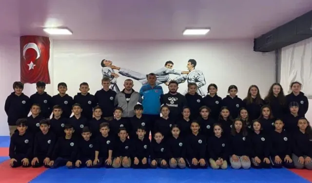 Hendek Takımı Yıldızlar Türkiye Karate Şampiyonasına katılacak