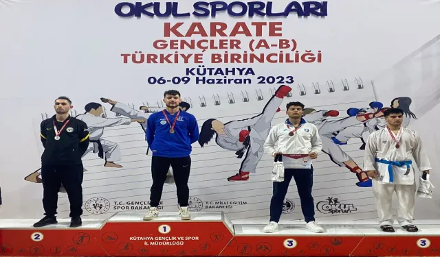 Hendekli Öğrenci Türkiye şampiyonu oldu