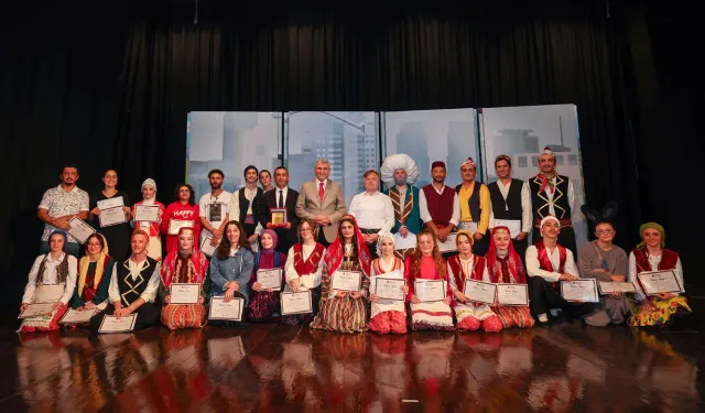 Sakarya'da Tiyatro Eğitimleri Başarıyla Tamamlandı