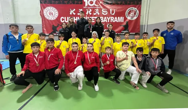 Hendek Karate Takımı 67 Madalya ile en çok madalya kazanan takımı oldu.