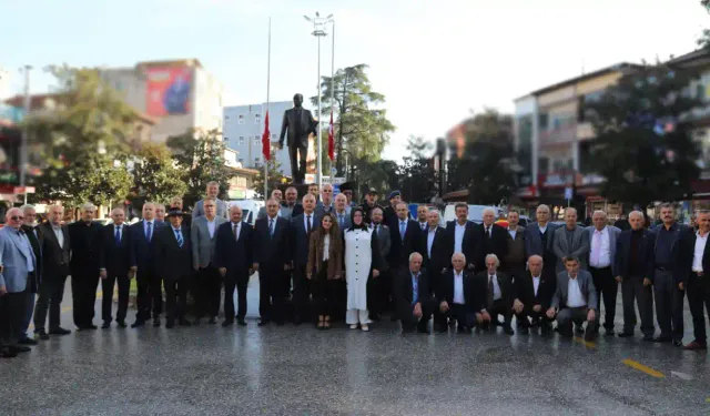 Hendek'te Muhtarlar Günü Coşkuyla Kutlandı