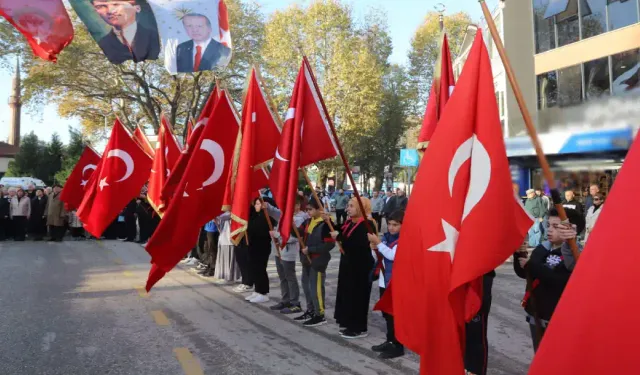 Hendek'te Gazi Mustafa Kemal Atatürk'ü Anma Törenleri Gerçekleştirildi
