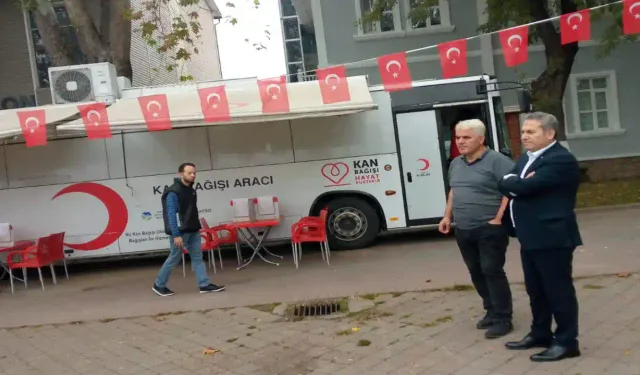 Hendek'te Kan Bağışı Etkinliği Gerçekleştirildi