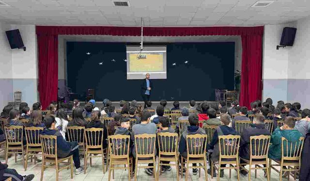 Hendek'te Ortaokul Öğrencilerine Sakarya’nın Güzellikleri Tanıtıldı