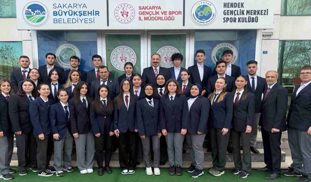 Hendek’te Karate Aday Hakem Kursu Başladı