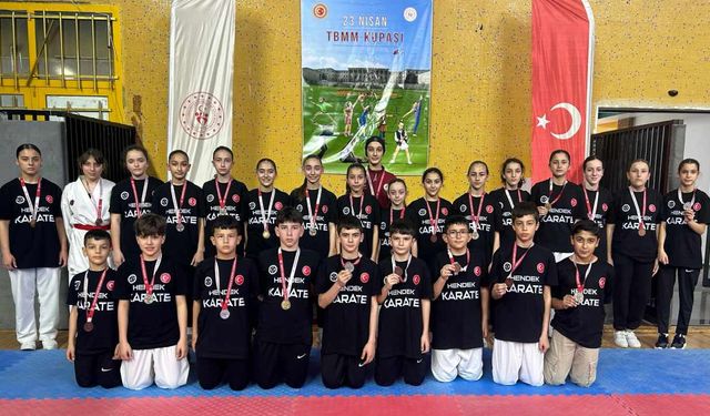 Hendekli Karatecilerden Başarılı Performans
