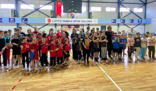 Hendekli Sporcular 23 Nisan Turnuvasında Madalyalarla döndüler