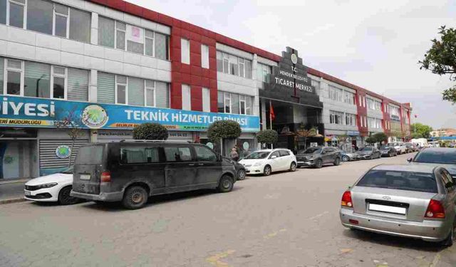 Hendek Cumartesi Pazarı Yeni Yerine Taşınıyor