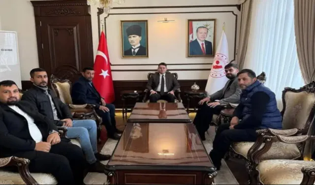 Turanlar dan Hendek Kaymakamı Gökpınar’a Ziyaret