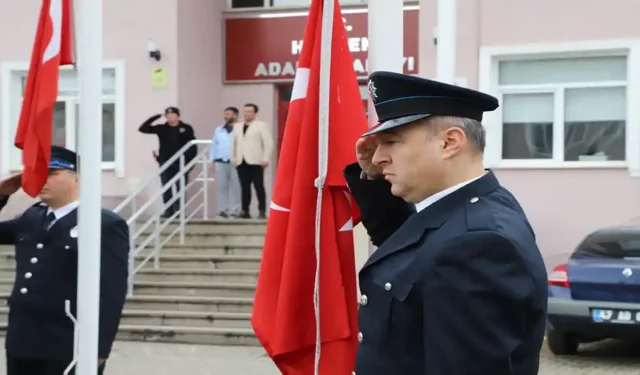 Hendek’te Polis Haftası Törenlerle Kutlandı