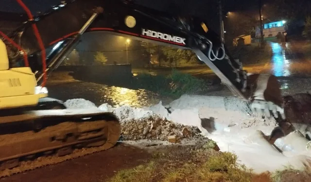 Hendek’te Su Taşkınları Yaşanıyor...