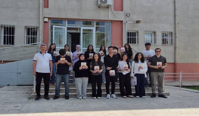 Hendek'te "Genç Kalemlerden Hikâyeler" Kitaplaştı