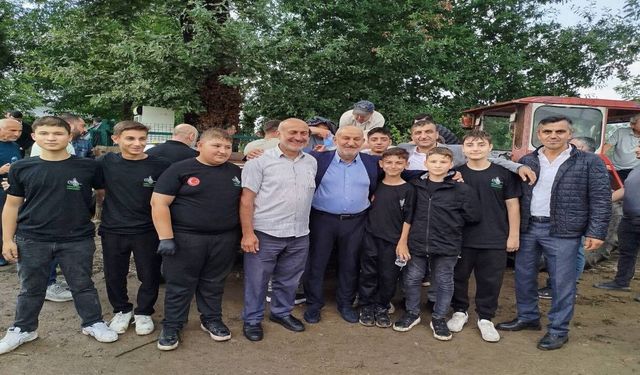 Türbeköy Mahallesi'nde Geleneksel Mevlid Programı Düzenlendi