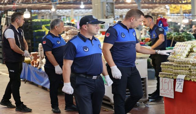 Kapalı Pazar Yerinde Rutin Denetim Gerçekleştirildi