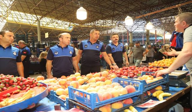Hendek'te Kapalı Pazar Yerine Rutin Zabıta Denetimi