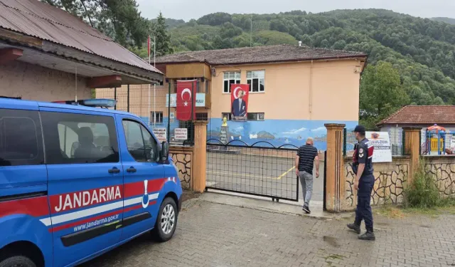 Okul Çevrelerinde Güvenlik ve Trafik Denetimleri Artırıldı