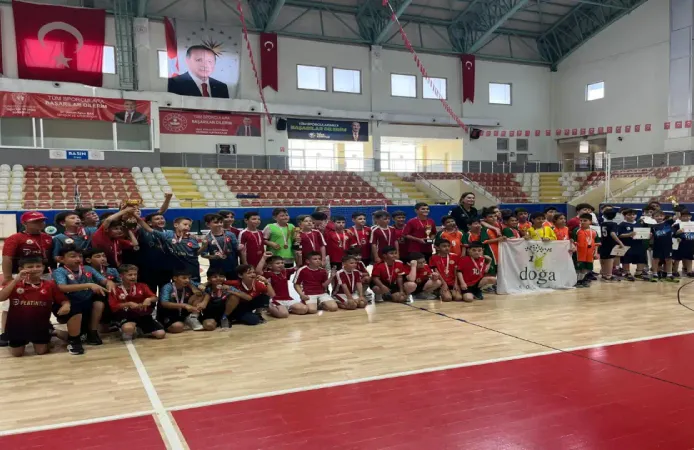 Hendek’te Okul Sporları Hentbol İl Birincileri Belli Oldu