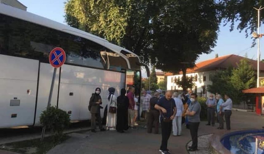 Hendek'ten Ayasofya Camii’ne araç kaldırıldı…