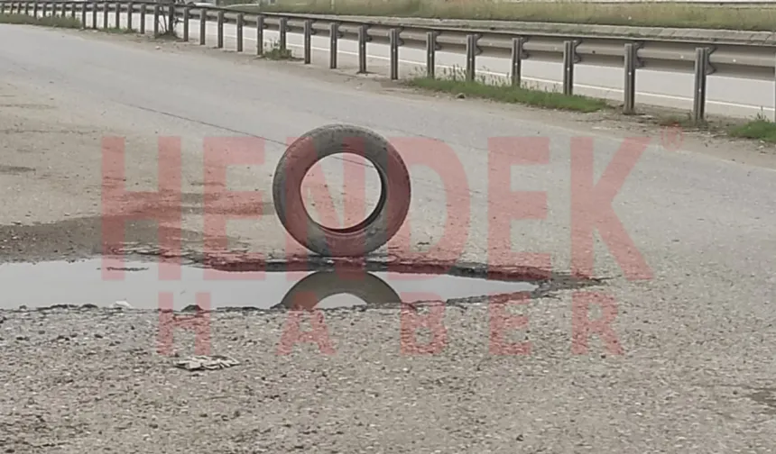 Hendek’te Çukura Lastikli Önlem
