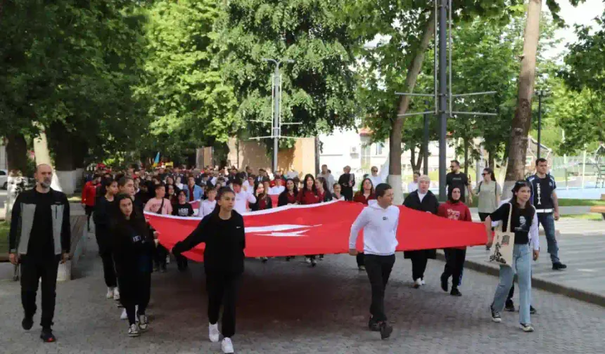 Hendek’te 19 Mayıs Kutlamaları gerçekleştirildi