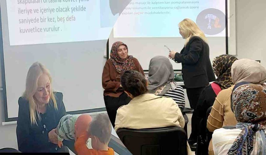 Hendek'te yaşamsal ilk müdahale eğitimi verildi.