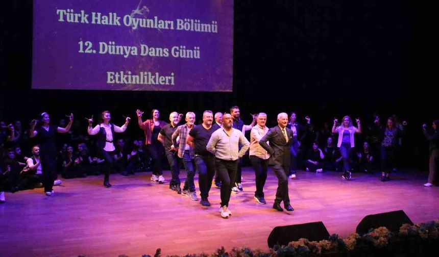 Hendekli Öğretmenler, Dünya Dans Günü Etkinliklerine Damga Vurdu