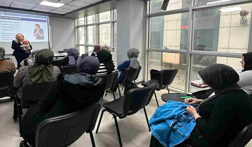 Hendek'te Kadınlara Yönelik İlk Yardım Eğitimi Gerçekleştirildi