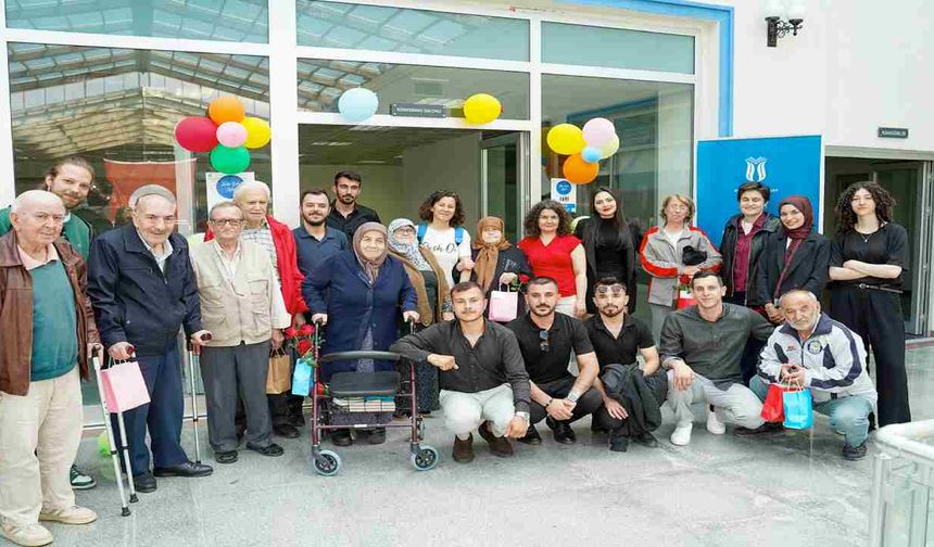 SUBÜ’den Hendek Huzurevinde “Neşe Dolu Anlar”