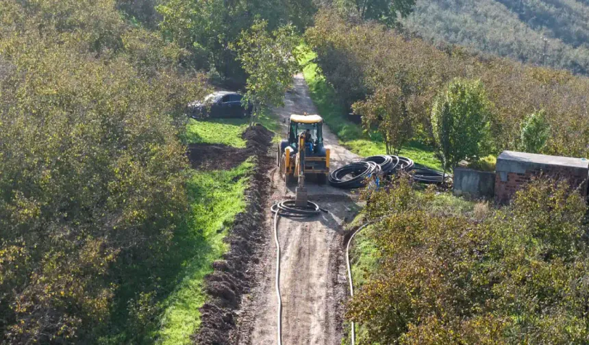 Hendek Yarıca Mahallesi İçme Suyu Altyapısı Yenileniyor