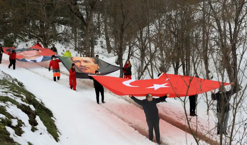 Hendek’in Zirvesinde Vefa , Şehit Ali Gaffar Okkan 25. Yılında Unutulmadı