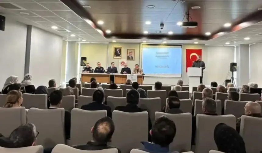 Hendek’te Okul Güvenliği Toplantısı Yapıldı