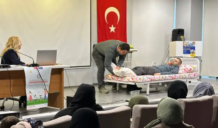 Hendek’te Yatağa Bağımlı Hasta Bakımı Eğitimi Tamamlandı