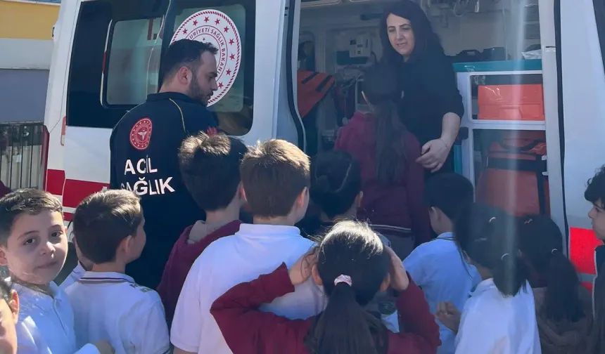 Hendek’te Miniklere Sağlık Bilinci Aşılanıyor