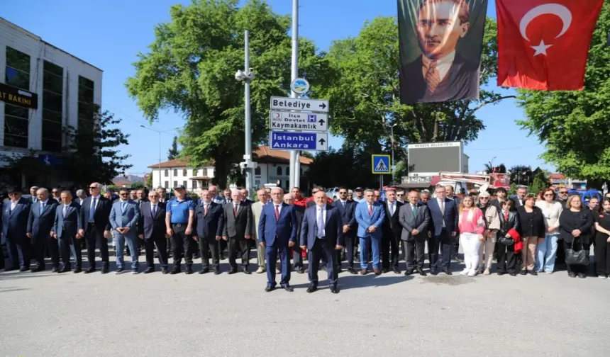 Hendek’te 19 Mayıs Coşkusu: Tören ve Şenlik Bir Arada
