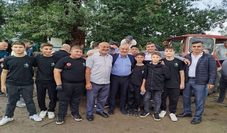 Türbeköy Mahallesi'nde Geleneksel Mevlid Programı Düzenlendi