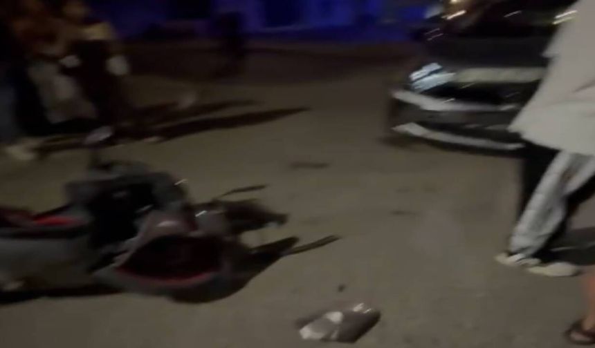 Hendek'te Gece Yarısı Otomobil ile Motosiklet Çarpıştı