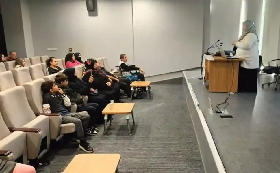 Hendek'te Aile İçi Şiddet İle İlgili Seminer ve Proşür Dağıtıldı...