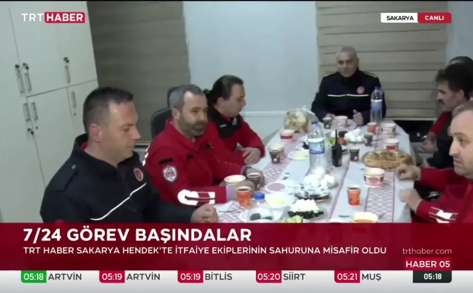 Hayat Arama Kurtarma Derneği ve Hendek İtfaiyesi'nden Anlamlı Sahur TRT Haber Ekranlarında