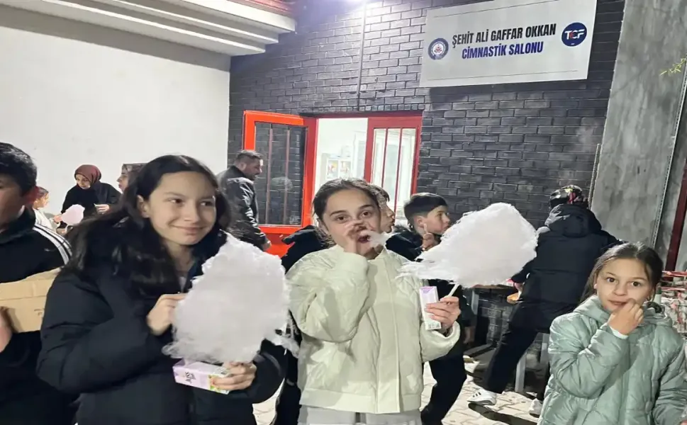 Hendek'te Ortaokul da Ramazan Şenliği Düzenlendi.