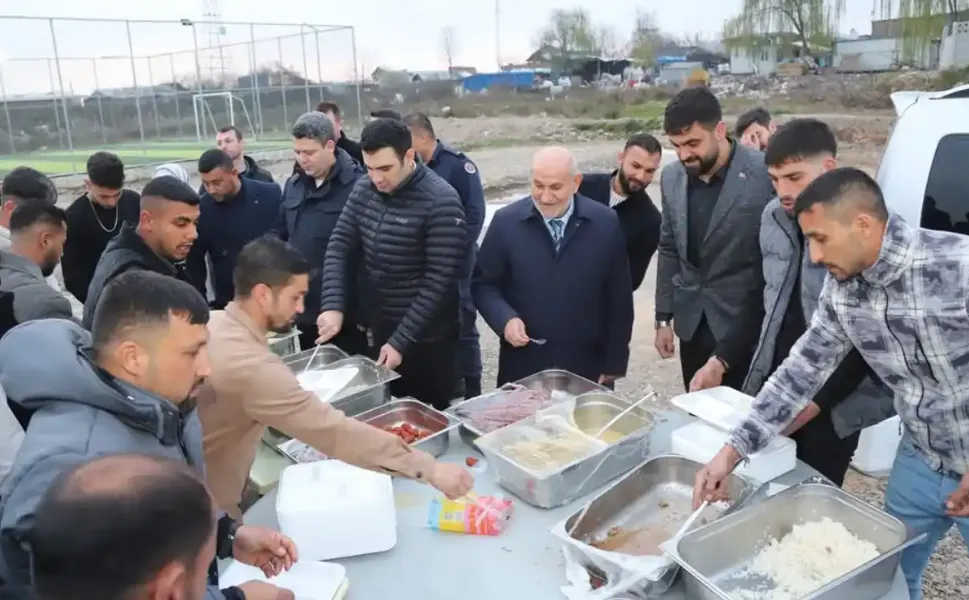 Turanlar Mahallesi’nde Birlik ve Beraberlik İftarı