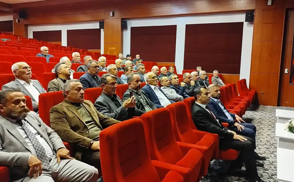 Hendek’te Muhtarlara Yönelik Hizmet İçi Eğitim Programı Düzenlendi