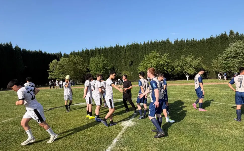 Hendek MYO'da Futbol Turnuvası Başladı