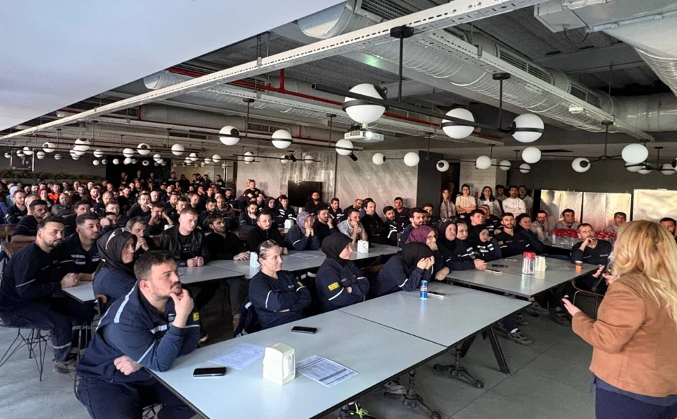 Hendek 2. OSB'de Sanal Kumar Bağımlılığına Karşı Örnek Eğitim