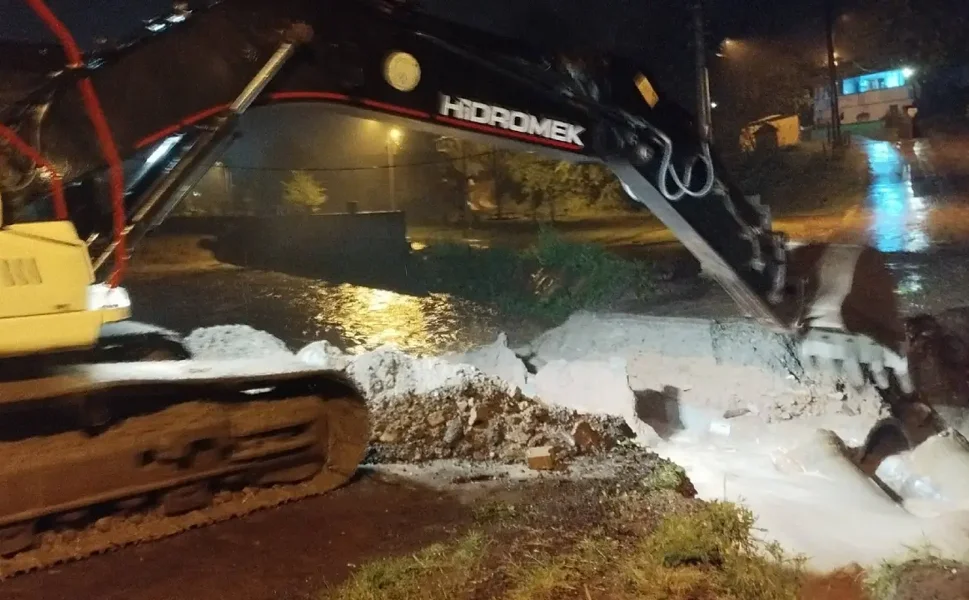 Hendek’te Su Taşkınları Yaşanıyor...