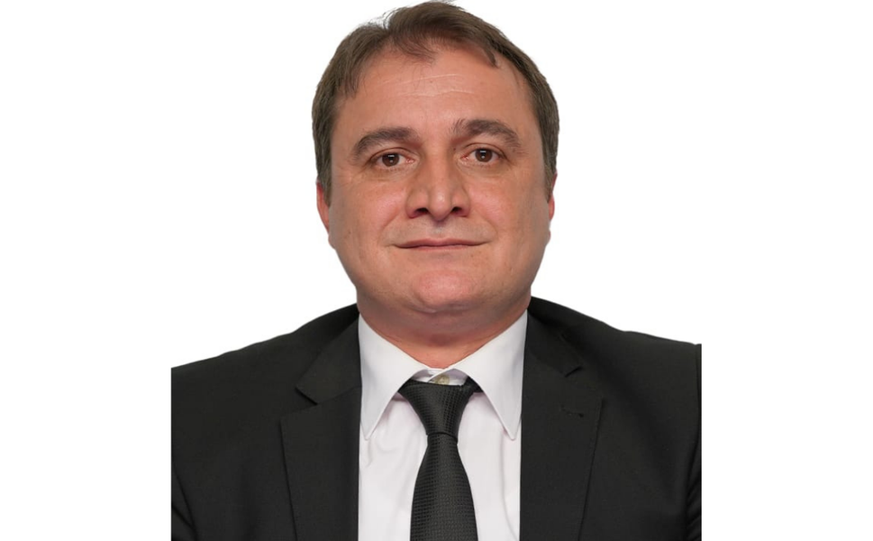 Okul Zili Çalarken: Hayata Açılan Kapı