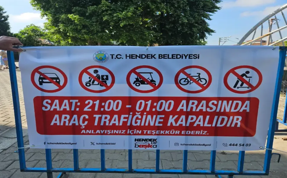 Hendek Mahmutbey Mahallesi'nde Yaz Trafiği Düzenlemesi