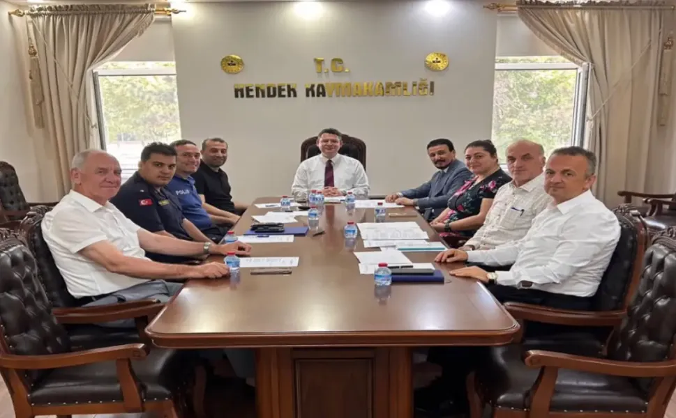 Hendek'te YKS Koordinasyon Toplantısı Yapıldı