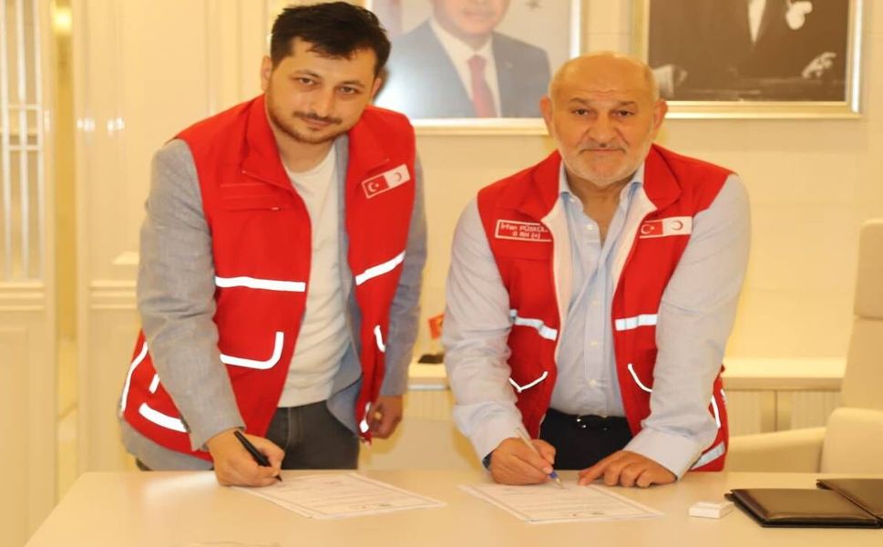 Hendek Belediyesi ve Kızılay'dan Sosyal Yardım Protokolü
